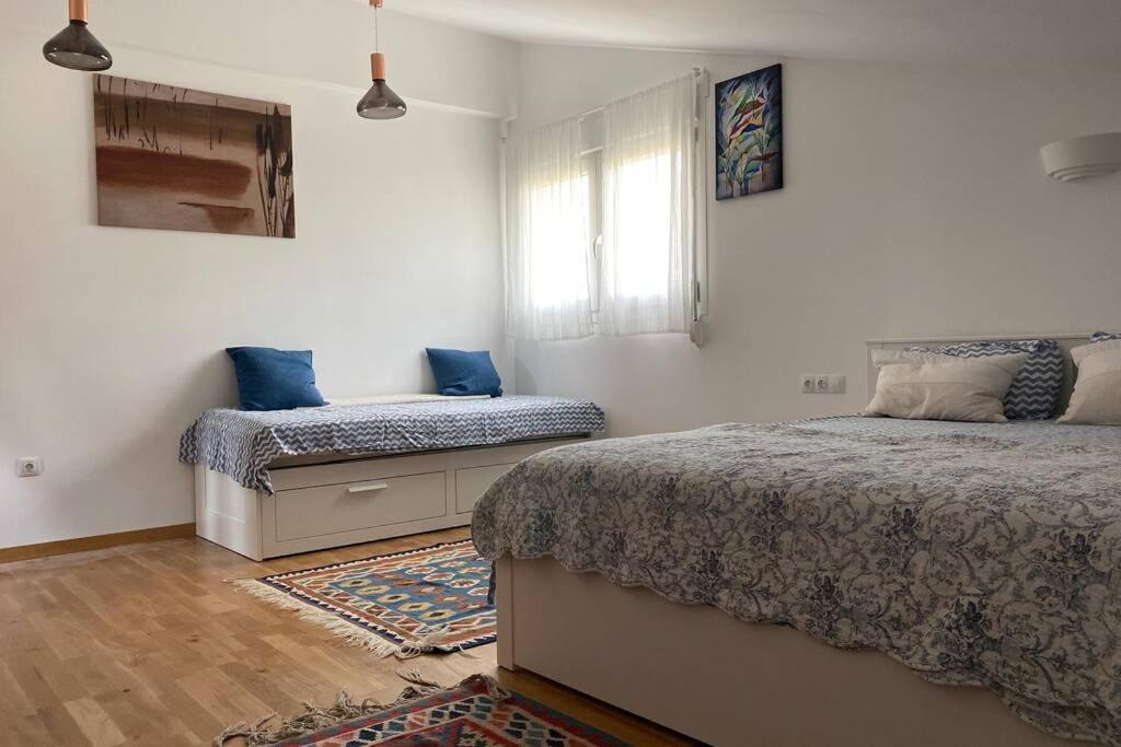 Apartment Charming In Becerril de la Sierra